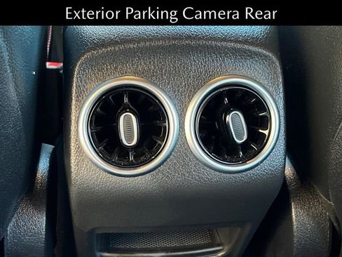 Used 2024 Mercedes-Benz GLB 250 image 14