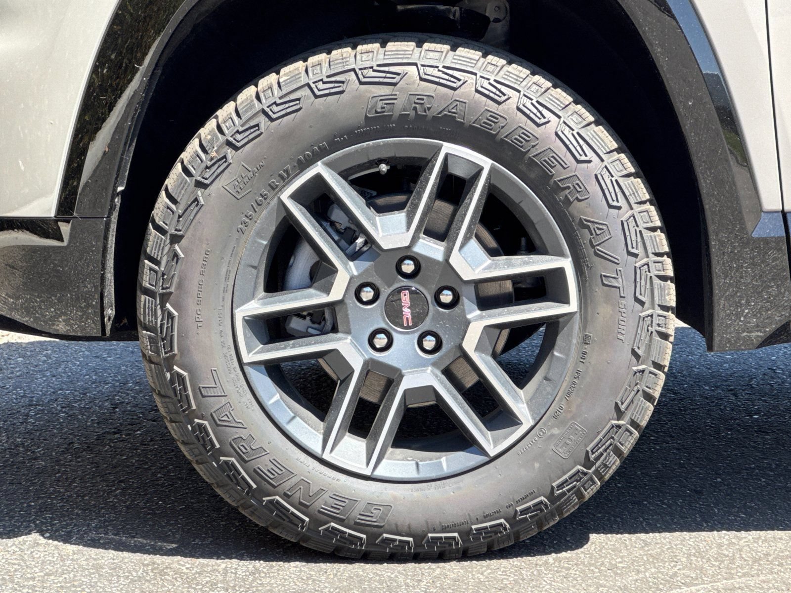 New 2026 GMC Terrain AT4 AWD/4WD image 26