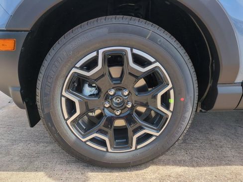 New 2026 Ford Bronco Sport Outer Banks image 10