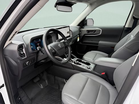 Used 2025 Ford Bronco Sport Badlands AWD/4WD image 4