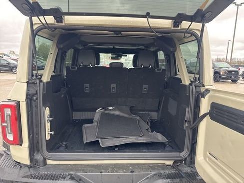 Used 2025 Ford Bronco Badlands AWD/4WD image 11