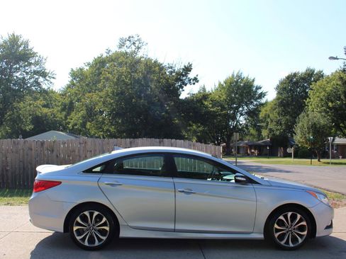 Used 2014 Hyundai Sonata SE FWD image 11
