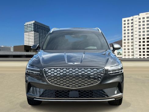 Used 2025 Genesis Electrified GV70 AWD/4WD image 2