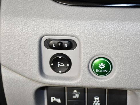 Used 2019 Honda Pilot Touring image 36