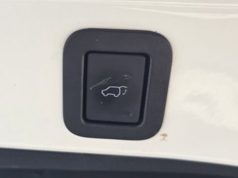 Used 2018 Toyota Highlander Limited Platinum w/ Protection Package #3 image 36