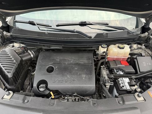 Used 2018 Chevrolet Traverse LT AWD/4WD image 11