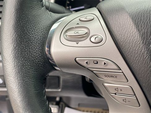 Used 2018 Nissan Murano Platinum w/ Cargo Package image 26