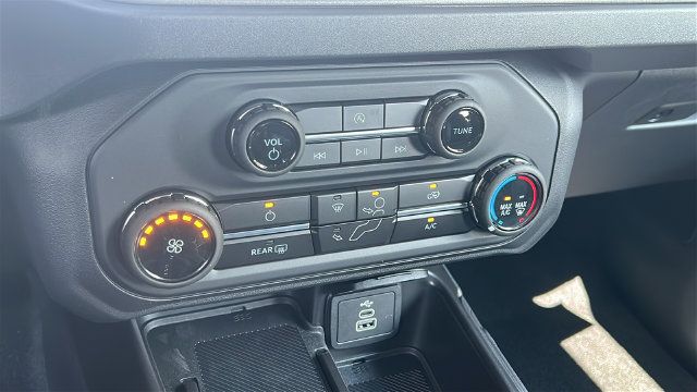 Used 2026 Ford Bronco 4-Door AWD/4WD image 31