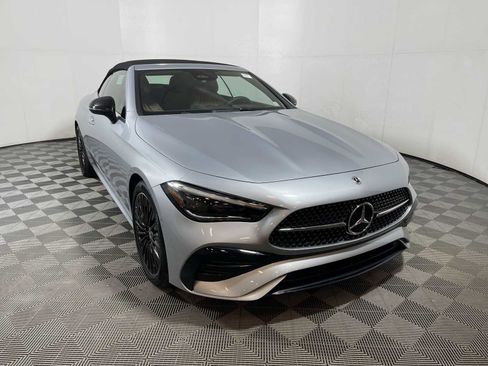 Used 2025 Mercedes-Benz CLE 300 4MATIC Cabriolet image 2