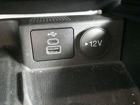 Used 2024 Ford Escape Platinum image 19