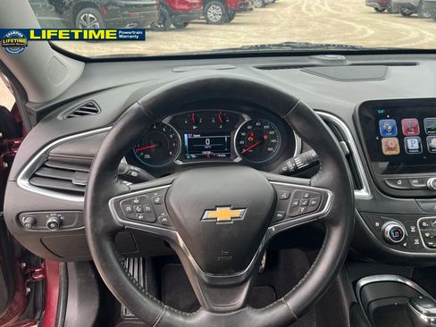 Used 2016 Chevrolet Malibu Premier w/ Driver Confidence Package FWD image 23