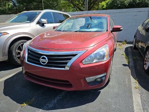 Used 2015 Nissan Altima 2.5 SL image 2
