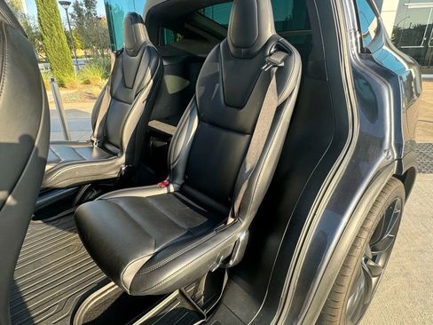 Used 2020 Tesla Model X Long Range AWD/4WD image 12