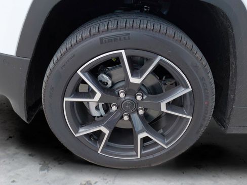 New 2026 Jeep Cherokee Overland w/ Advanced Pro Tech Group AWD/4WD image 10