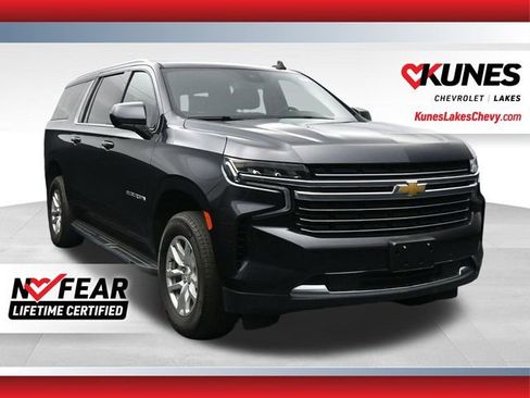 Used 2024 Chevrolet Suburban LT AWD/4WD image 1
