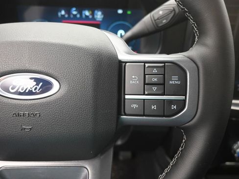 New 2026 Ford F250 Lariat w/ Black Appearance Package AWD/4WD image 28