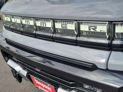 Used 2026 GMC Hummer EV SUV image 30