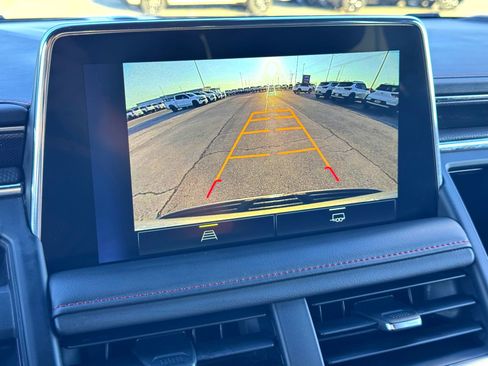 Used 2024 Chevrolet Suburban RST image 32