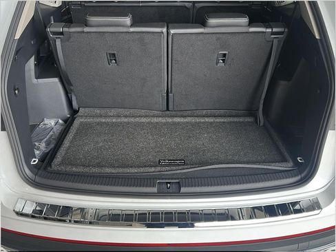 Used 2026 Volkswagen Atlas SE AWD/4WD image 28
