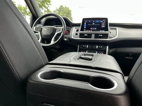 Certified 2021 Chevrolet Tahoe Z71 w/ Z71 Off-Road Package AWD/4WD image 34