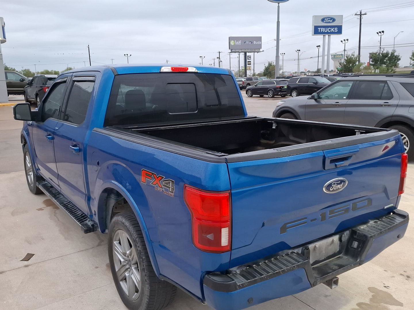 Used 2018 Ford F150 Lariat w/ Equipment Group 502A Luxury AWD/4WD image 11