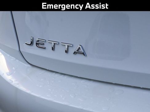 Used 2023 Volkswagen Jetta Sport FWD image 9