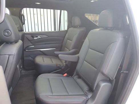 New 2026 Chevrolet Traverse Z71 w/ Driver Confidence Package image 14