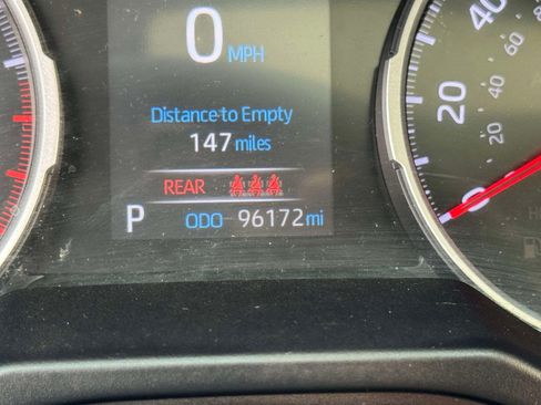 Used 2019 Toyota RAV4 XLE w/ Convenience Package AWD/4WD image 30