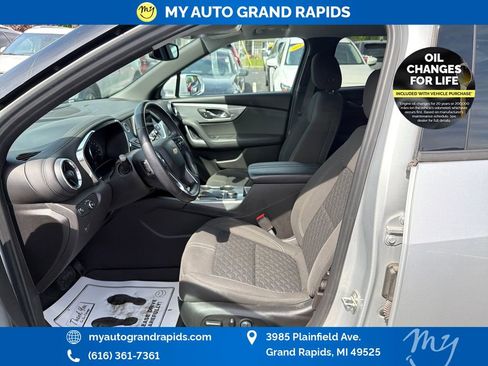 Used 2019 Chevrolet Blazer LT AWD/4WD image 9