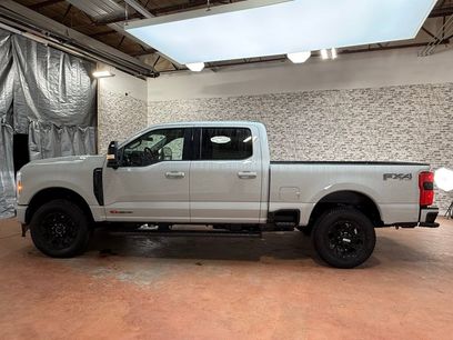 New 2026 Ford F350 Lariat w/ Black Appearance Package
