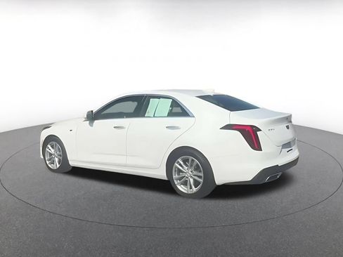 Used 2026 Cadillac CT4 Luxury RWD image 3