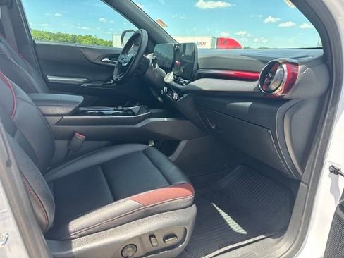 Used 2026 Chevrolet Equinox RS w/ Convenience Package III FWD image 20