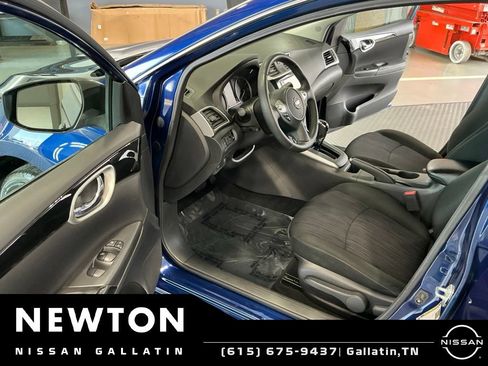 Used 2019 Nissan Sentra SV FWD image 6