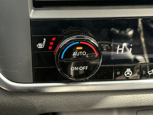 Certified 2024 Nissan Rogue SV w/ SV Premium Package image 15