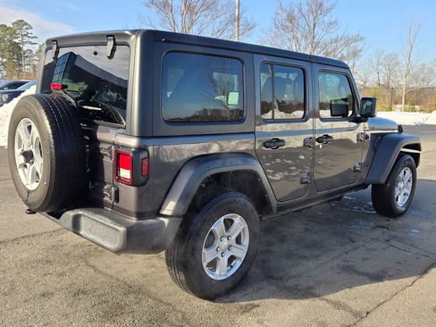 Used 2021 Jeep Wrangler Unlimited Sport image 7