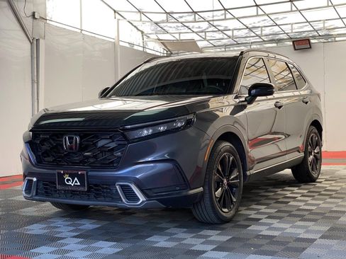 Used 2023 Honda CR-V Sport Touring image 3