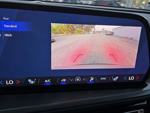 New 2026 Chevrolet Traverse LT w/ LPO, Floor Liner Package image 23