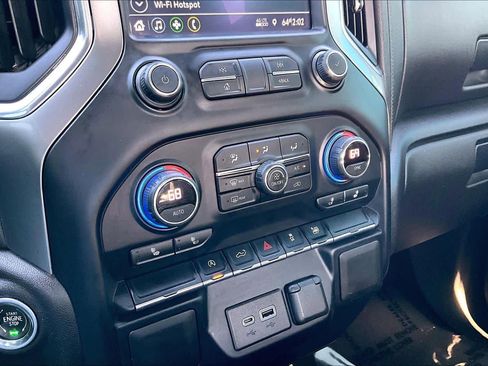 Used 2021 Chevrolet Silverado 1500 LT image 35
