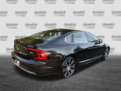 Certified 2023 Volvo S90 B6 Plus AWD/4WD image 10