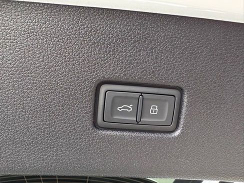 New 2026 Audi Q8 Premium Plus image 42