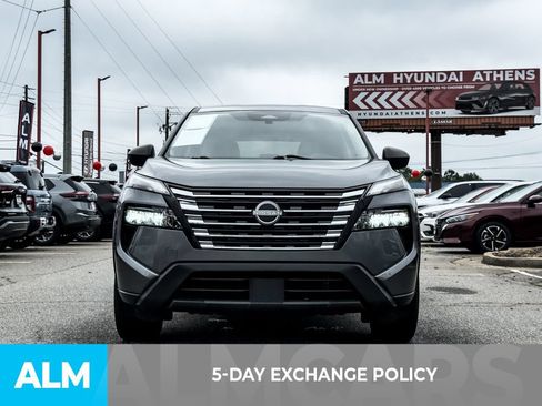 Used 2024 Nissan Rogue S FWD image 3