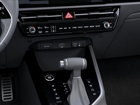 New 2026 Kia Niro SX Touring FWD image 23