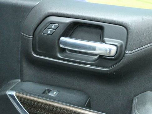 Used 2019 Chevrolet Silverado 1500 LT image 10