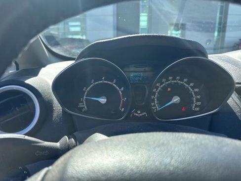 Used 2015 Ford Fiesta SE image 7