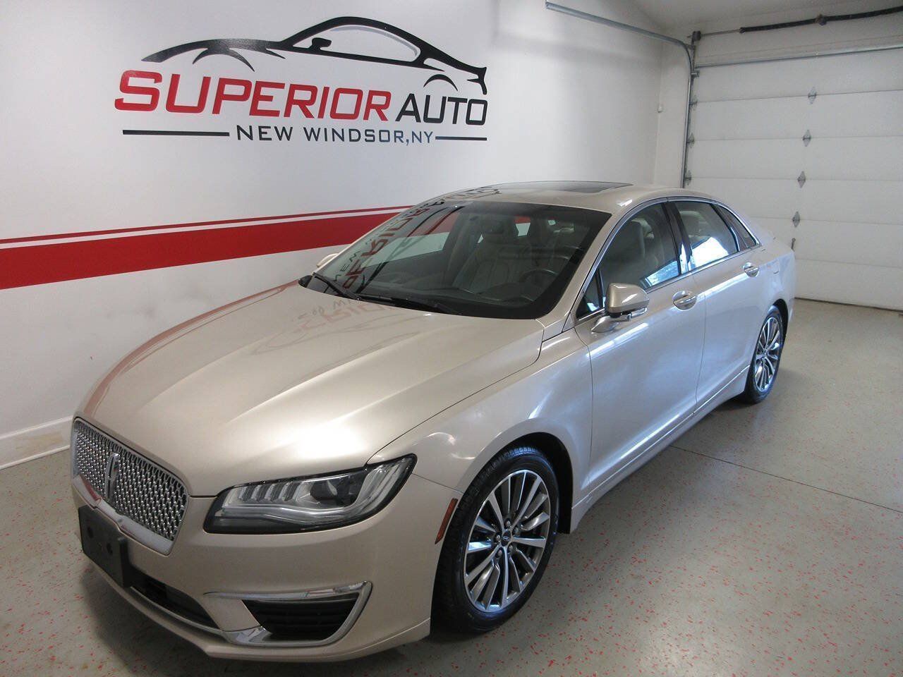 Used 2017 Lincoln MKZ Select AWD/4WD image 9