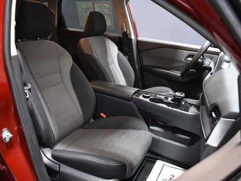 Certified 2023 Nissan Rogue SV AWD/4WD image 13