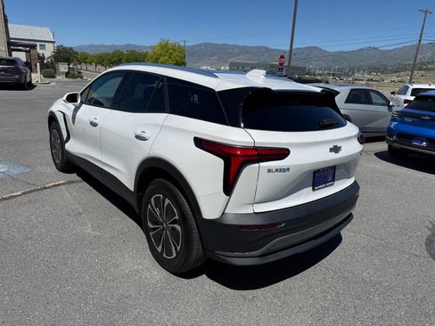 Used 2024 Chevrolet Blazer EV LT AWD/4WD image 5
