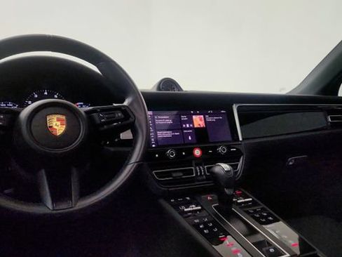 Used 2024 Porsche Macan S AWD/4WD image 60