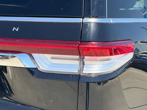 Used 2023 Lincoln Navigator Reserve image 27