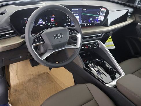 New 2025 Audi Q5 Premium Plus image 2